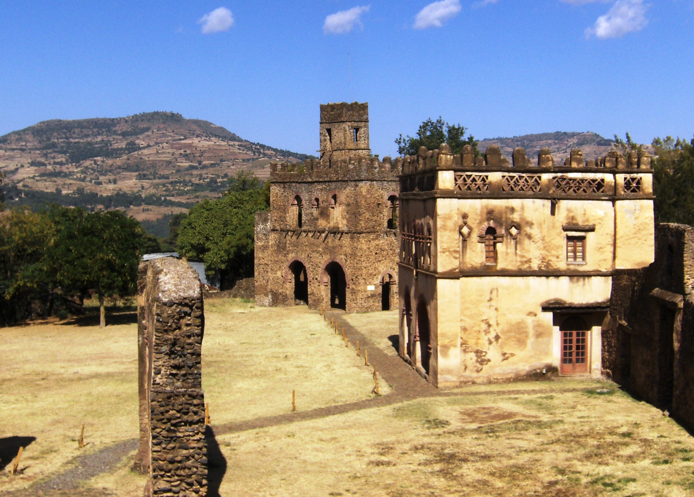 camelot of africa gondar ethiopia castle
