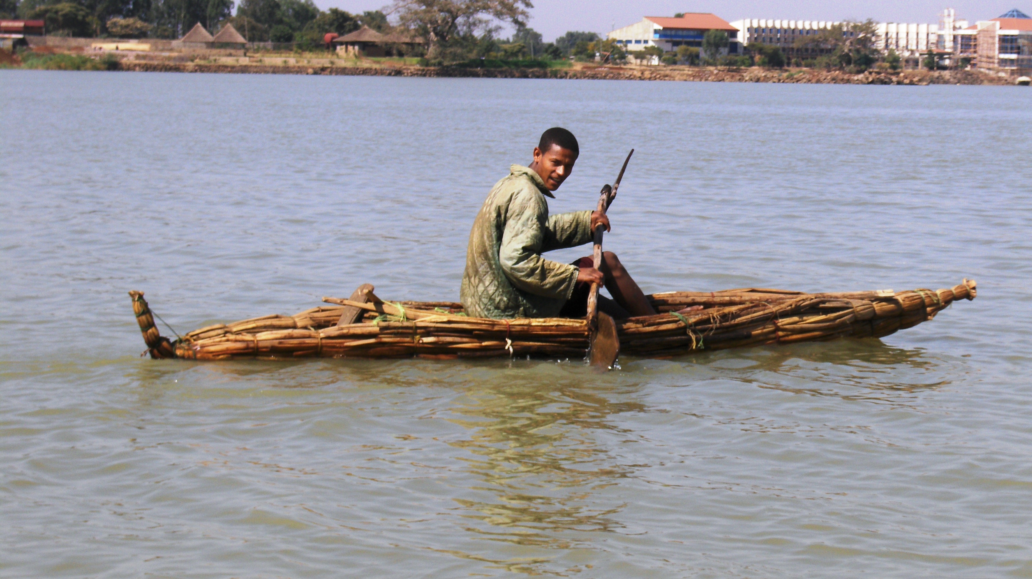 papyrus canoe lake tana ethiopia