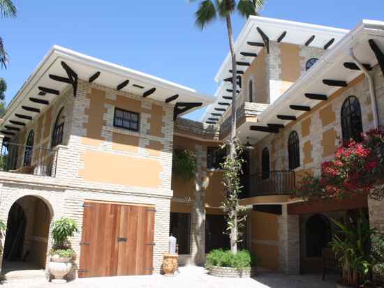 Villa Bambou Haiti Pacot Ansaldi bed and breakfast port au prince luxury