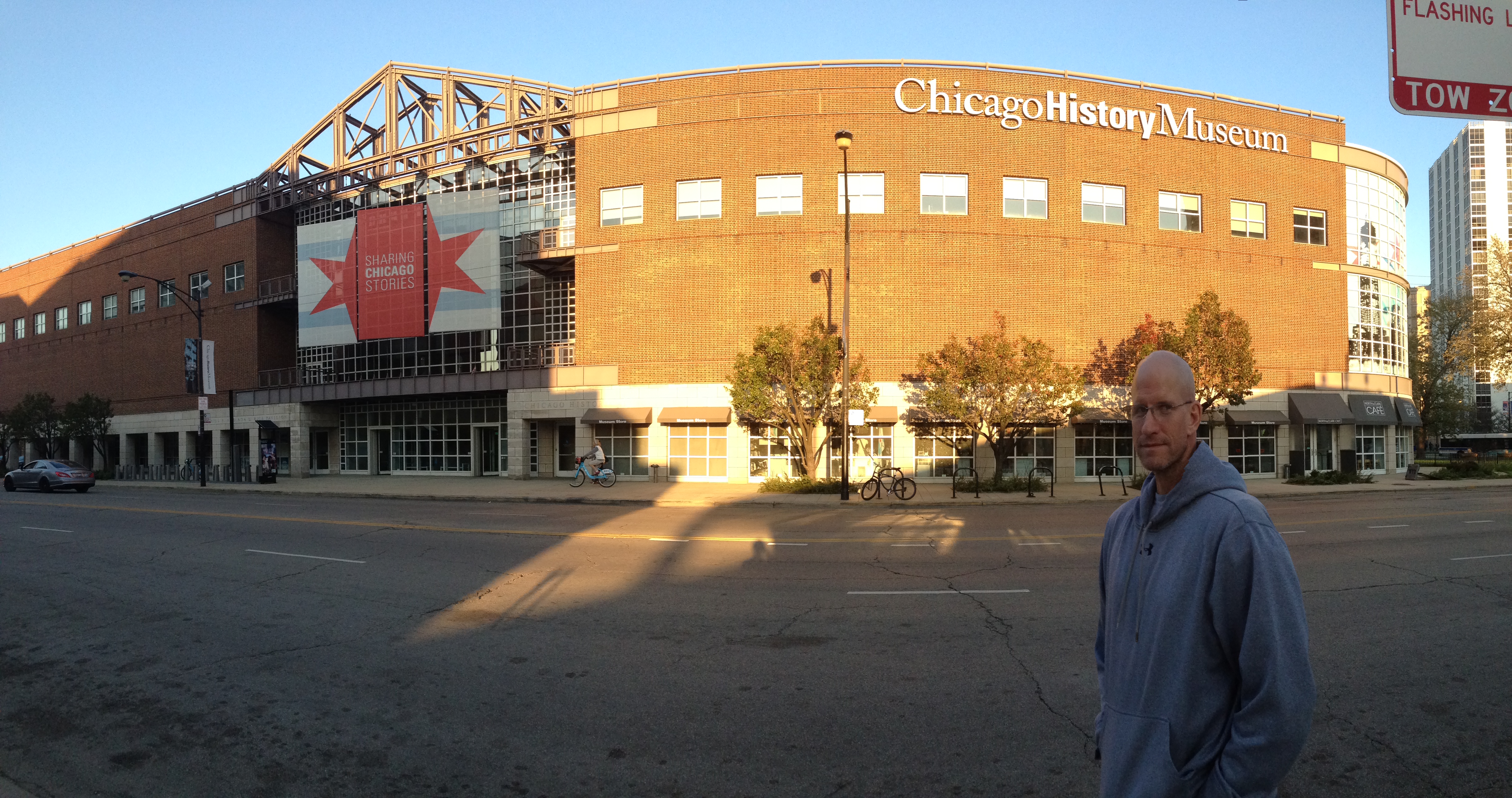 Chris outside Chicago History Museum